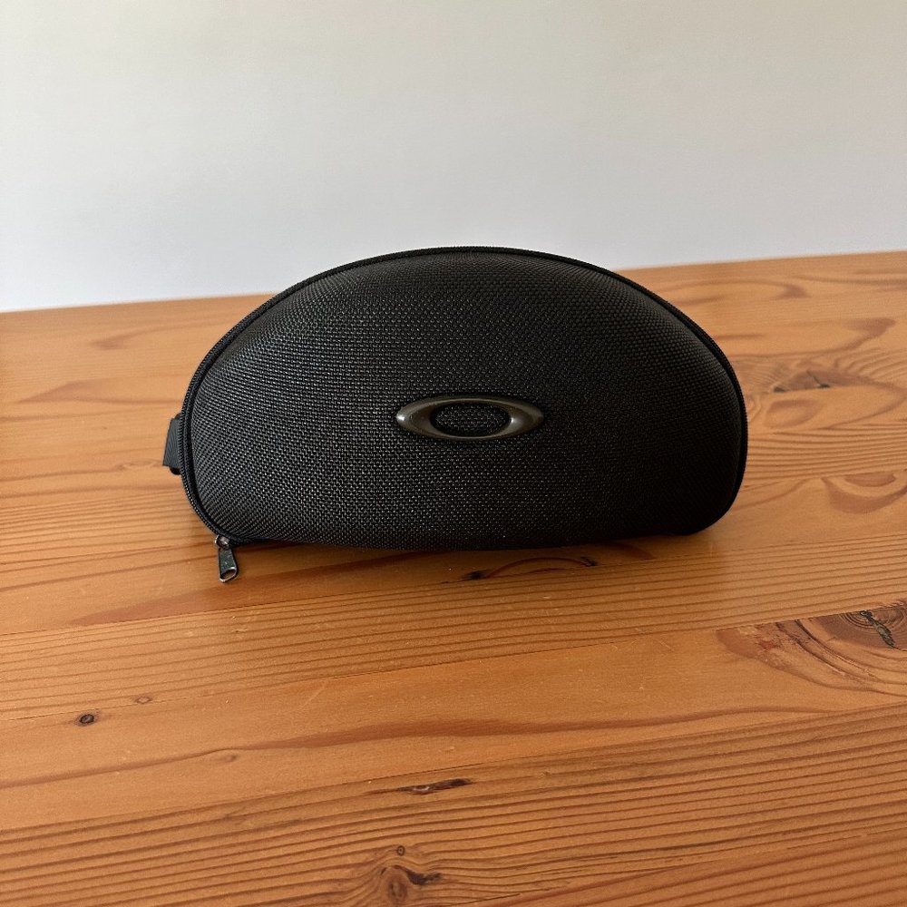 Oakley Ski/Snowboard Goggle Case, Black, Like New